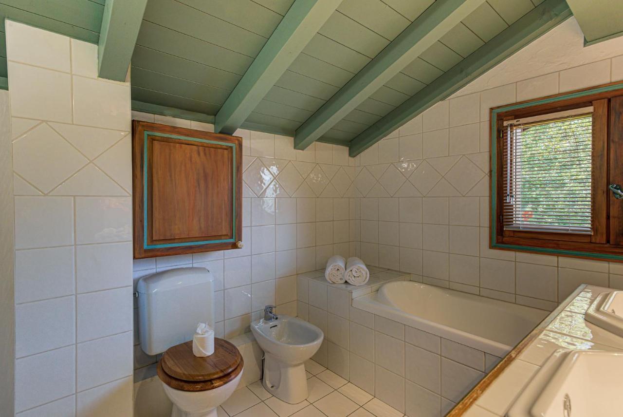 Chalet Blackbushe - Traditional Chalet - Alpes Travel - Sleeps 4-6 Les Houches Exterior photo