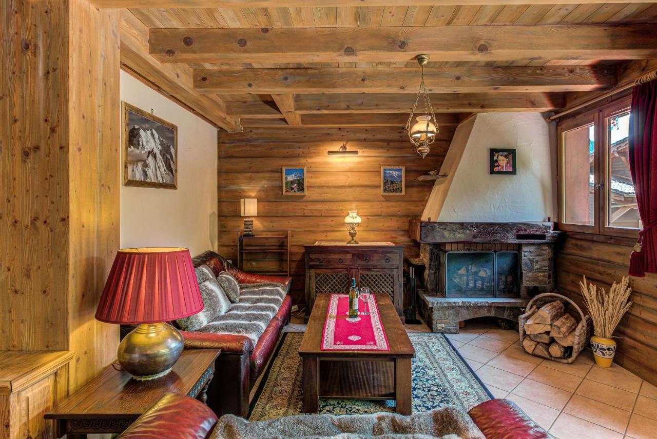 Chalet Blackbushe - Traditional Chalet - Alpes Travel - Sleeps 4-6 Les Houches Exterior photo