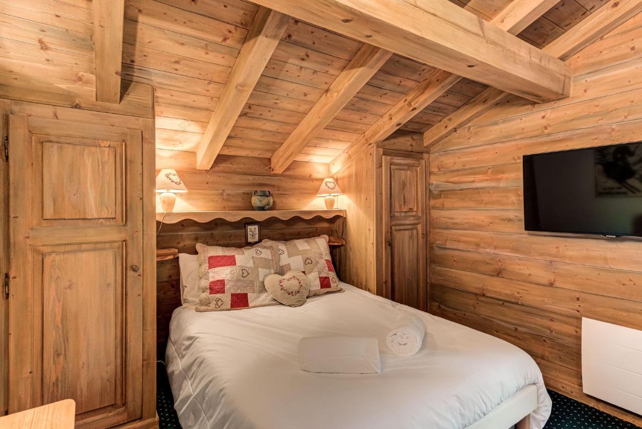 Chalet Blackbushe - Traditional Chalet - Alpes Travel - Sleeps 4-6 Les Houches Exterior photo