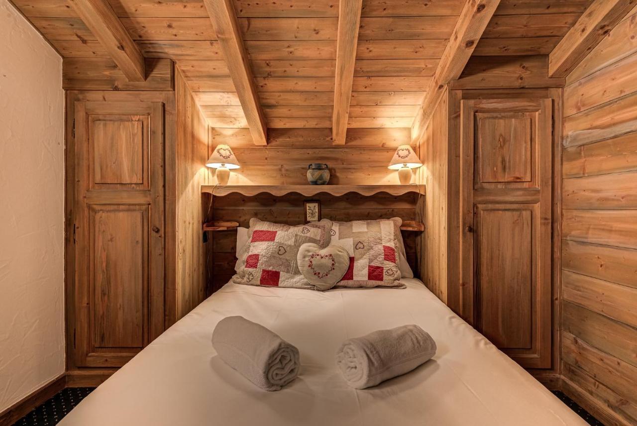Chalet Blackbushe - Traditional Chalet - Alpes Travel - Sleeps 4-6 Les Houches Exterior photo