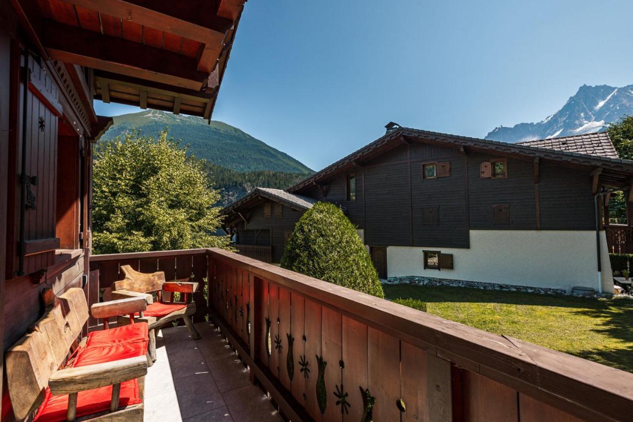 Chalet Blackbushe - Traditional Chalet - Alpes Travel - Sleeps 4-6 Les Houches Exterior photo