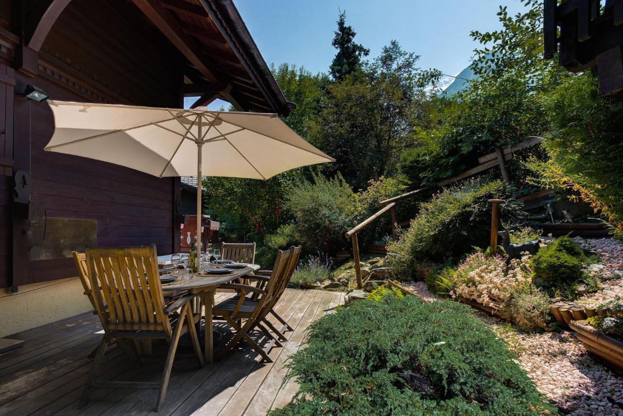 Chalet Blackbushe - Traditional Chalet - Alpes Travel - Sleeps 4-6 Les Houches Exterior photo